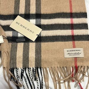 Burberry cashmere scarf
